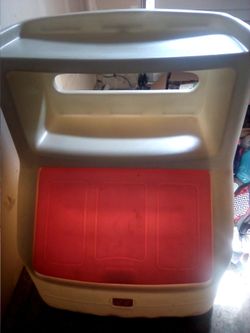Toy box