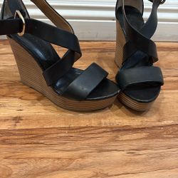 Black Wedges 