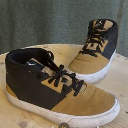 barely Used Jordan Series Mid .03 Elemental Gold Size 8