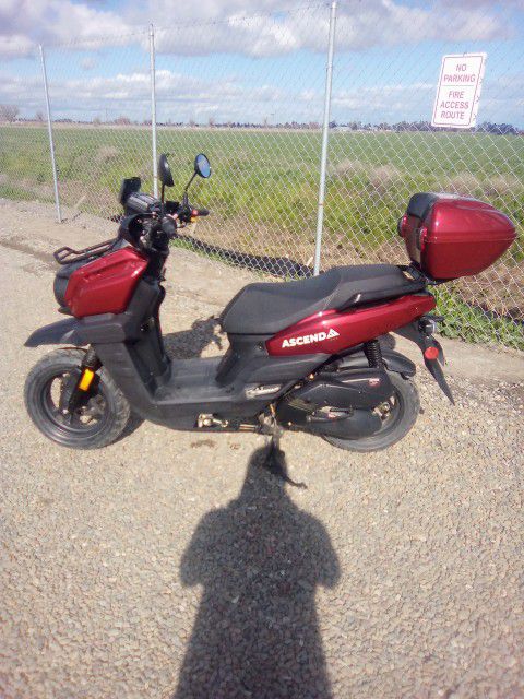 Instituto Contemporáneo Directamente 2022 Ascend BWS 150cc Same As 2022 Yamaha Zuma BWS Identical Make Offer Or  Trade For A Small Electric Commuter Car for Sale in Tracy, CA - OfferUp