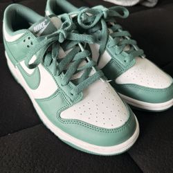 Nike Dunk Low GS White/Sage Green – Youth Size 6.5 – $70