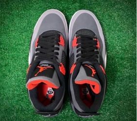 New Jordan 4 Infared  Mens size 10 $190