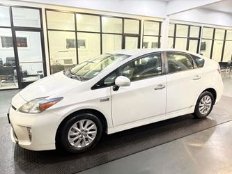 2013 Toyota Prius Plug-in Hybrid