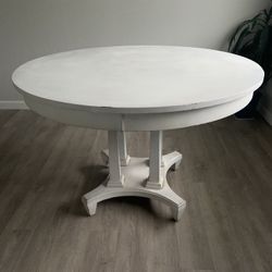 Round White Table 