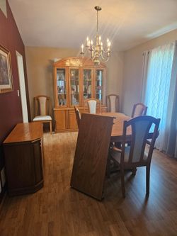 Oak dining room set