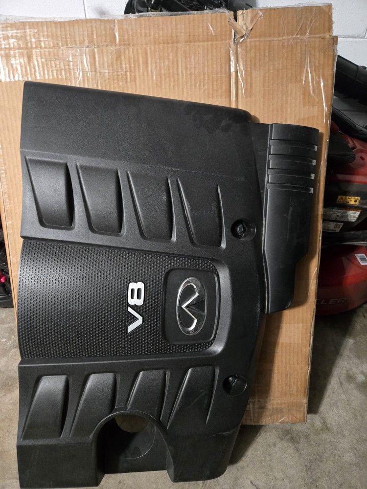 Cover De Motor Infiniti Qx80, V8 2013-2020