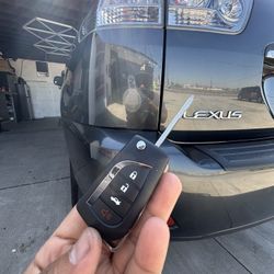 Llaves De Autos / Car Keys And Remotes