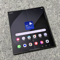 Samsung Galaxy Z Fold 6 256GB Unlocked Crafted Black