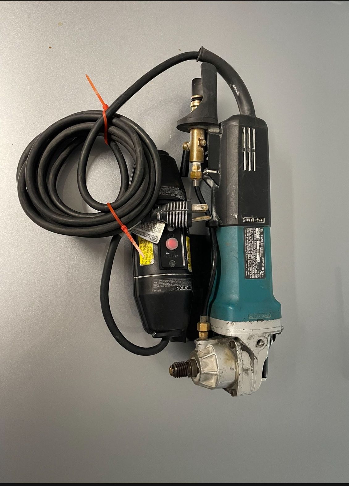Makita PW5001C 4 Inch Wet Stone Polisher