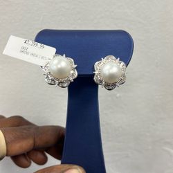 Diamond Pearl Earrings