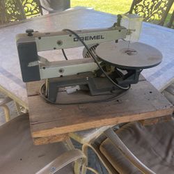 Dremel Scroll Saw