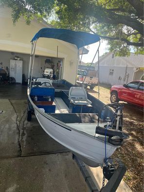 1988 16ft Grumman Boat