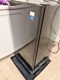 Avanti energy star mini fridge