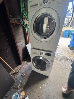 Washing and drawing machine