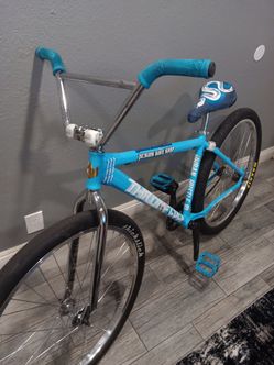 Throne The Goon Runner Blue