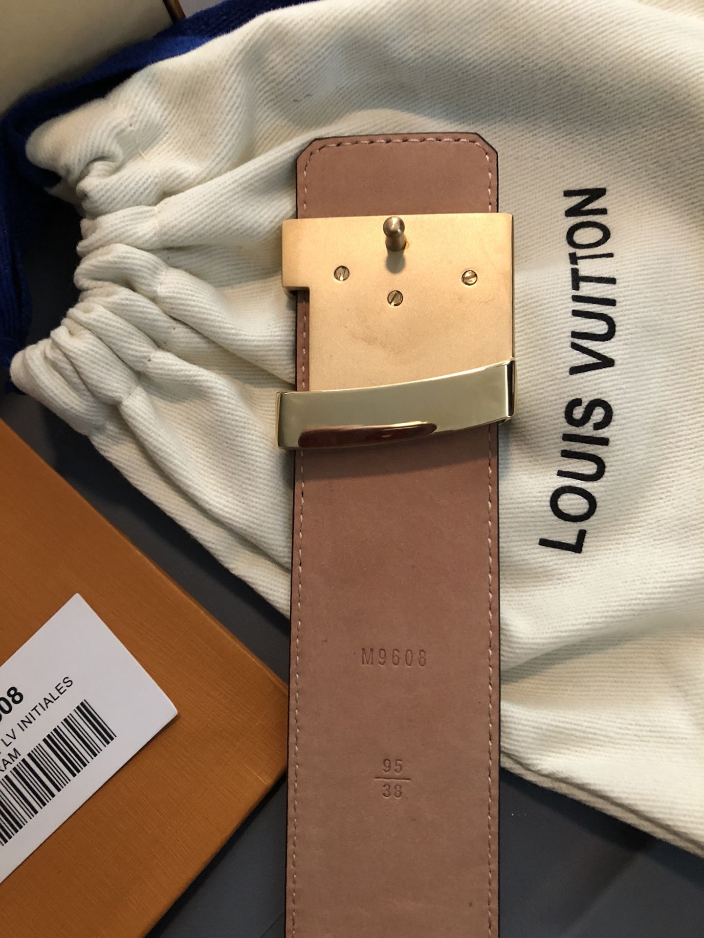 Authentic Louis Vuitton Gold LV Initiales Monogram Belt Ebene M9608 for  Sale in Honolulu, HI - OfferUp