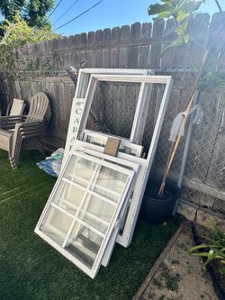 4 Mastercraft vinyl sliding windows