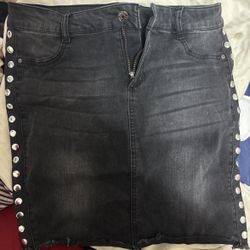 Black studded midi skirt