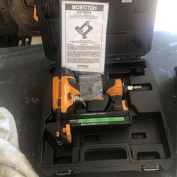 Bostitch EHF 1838K Engineered Flooring Stapler