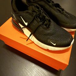 Nike Little Kids  Bearly Worn Size 2.5