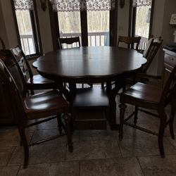 NEW LOW PRICE, Table And 5 Chairs $199.00 Cash Only On Pickup 