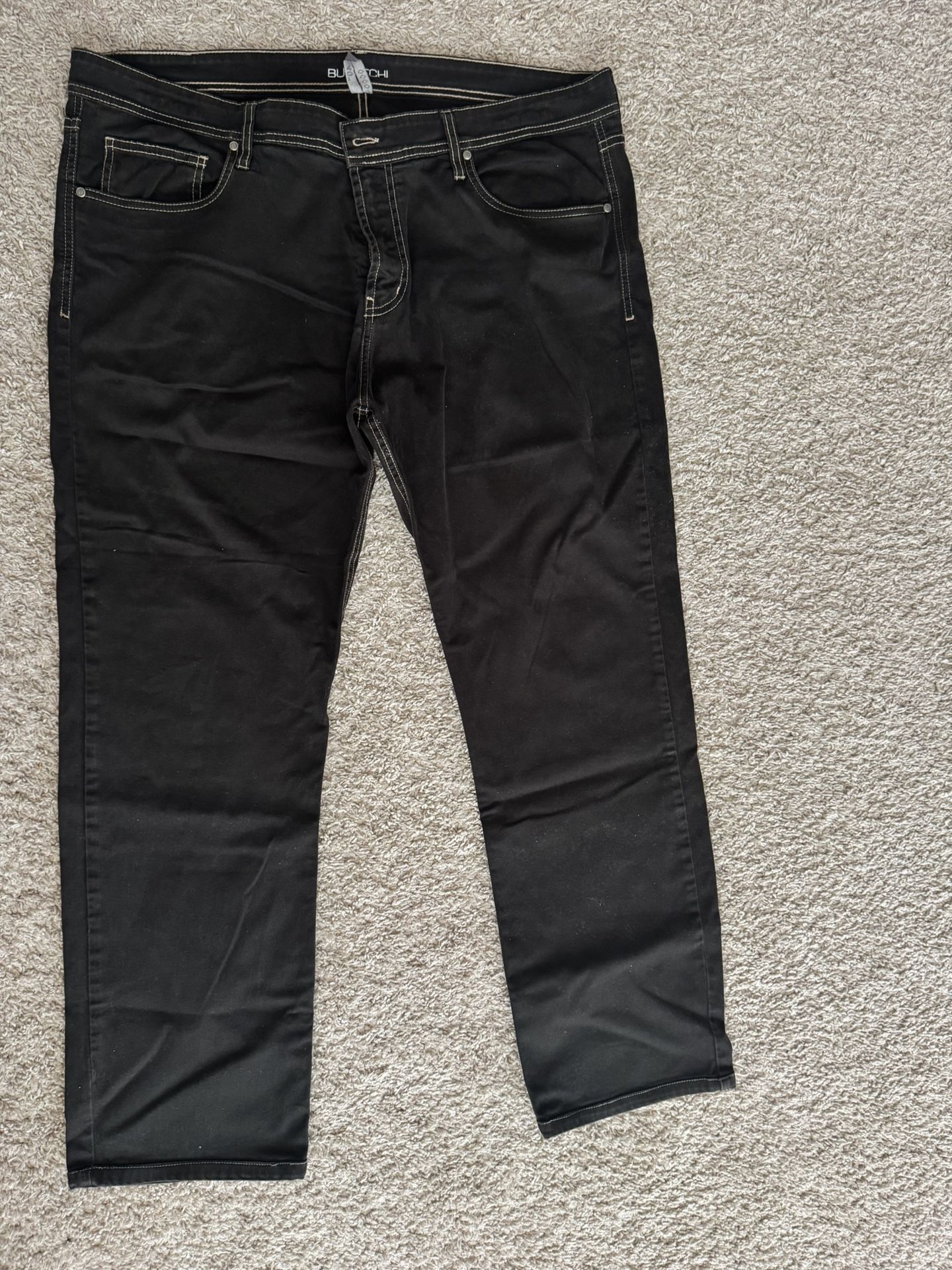 Men’s Bugatchi pants, size 40.