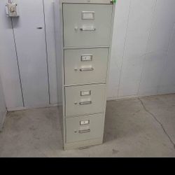Metal File Cabinet Letter Or Legal Size With Key $80 Each