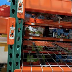 Used Pallet Racks Beams Uprights Wire Decks Liquidation 