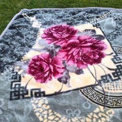 Very Soft, Heavy, Nice Blanket, Can Use As Comforter/Reversible