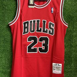 MICHAEL JORDAN CHICAGO BULLS MITCHELL & NESS JERSEY BRAND NEW WITH TAGS SIZES MEDIUM, LARGE AND XL AVAILABLE
