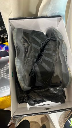 Jordan 11 size 9