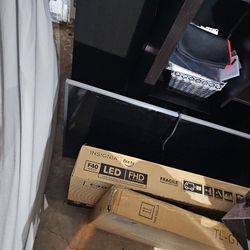 FREE SAMSUNG 55" TV FOR PARTS !!!!