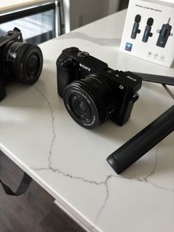 Sony a6000 Mirrorless Camera with 16-50mm Lens