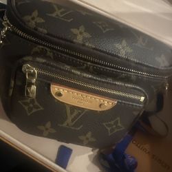 100% AUTHENTIC • LOUIS VUITTON MINI BUMBAG
