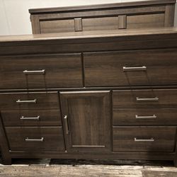 Full size bedroom set for sale