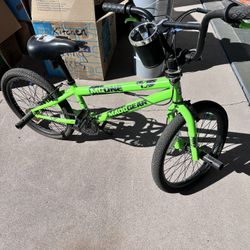 Madd Gear 20” Freestyle BMX Bike (8-12yo)