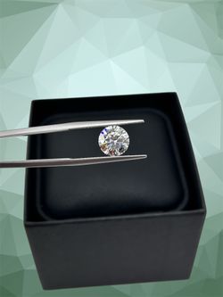 2.01 Carat lab-grown round certified Diamond 💎