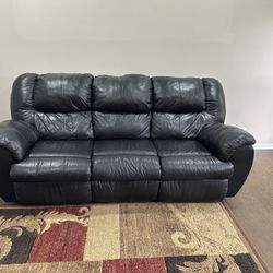 Leather 3 piece manual recliner 