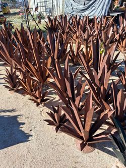 🌵 No Water Needed🪷Rustic Saguaros, Agaves & Barrel Cactus, Metal yard Art