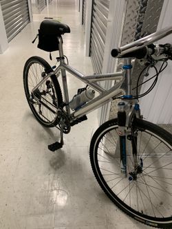 Cannonade killer v 900 bike