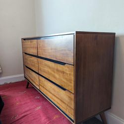New Mid Century Modern Dresser! Free Delivery 🚚! Financing Available! 
