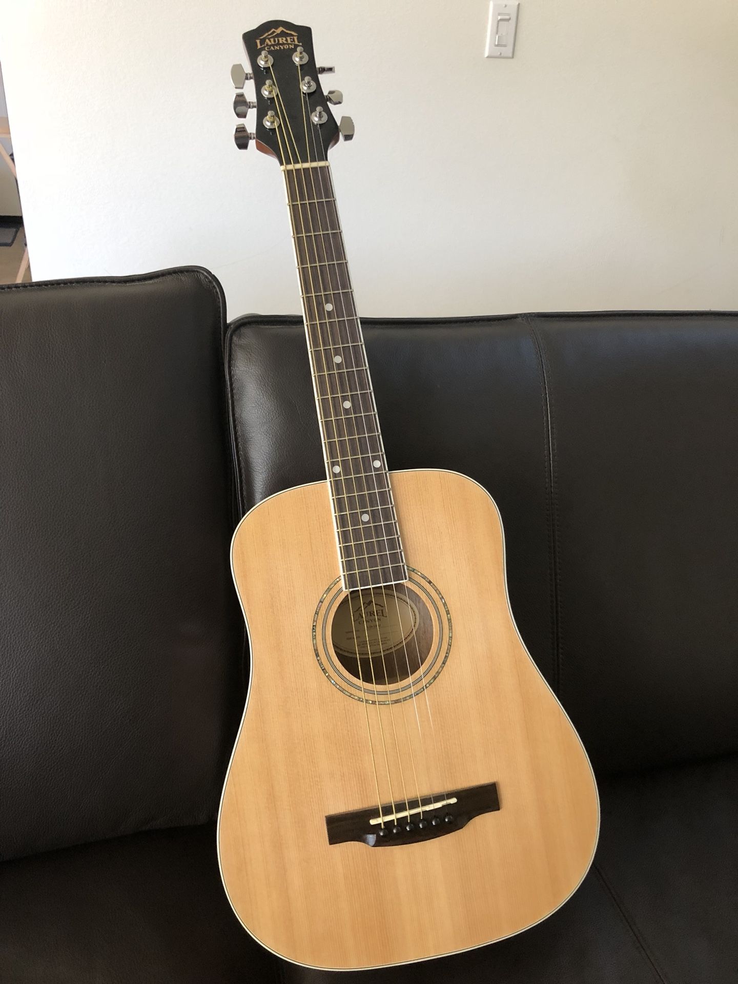 Laurel Canyon LD-100J 3/4-Size Acoustic Guitar Steel String Natural 0.75