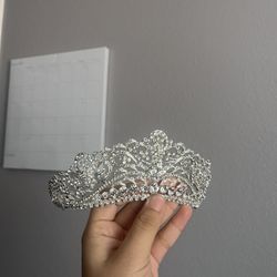 Quince Crown