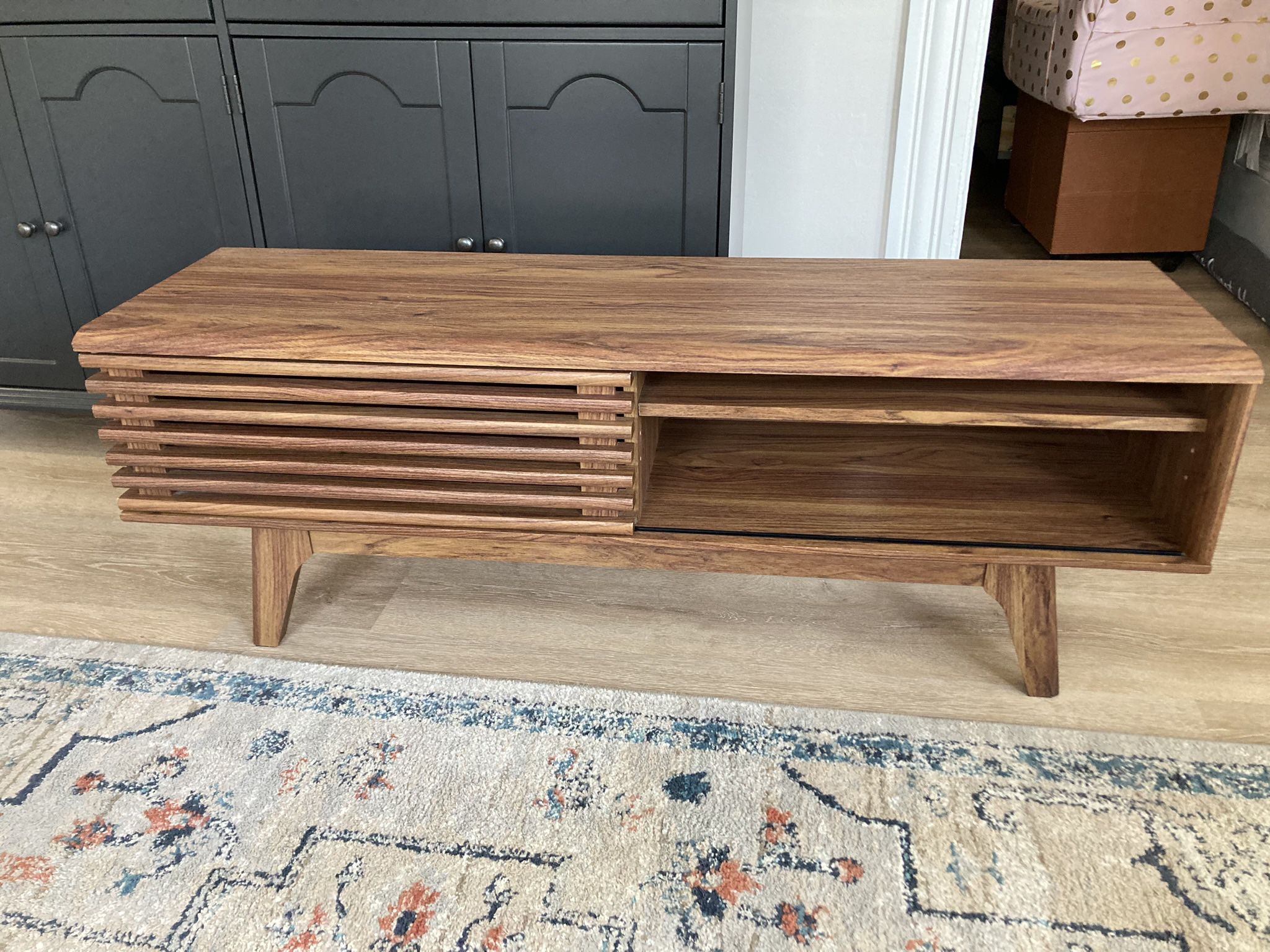 Tv Stand 48”x13.5” X 17”