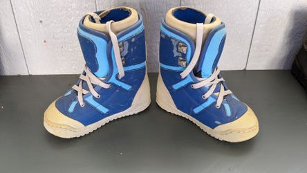 Boys Burton snow boots