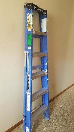 6 feet step Ladder-Like new with tags
