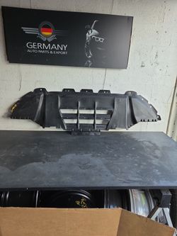 Maserati Levante 3.0L AWD 2017 Front Bumper Splash Shield Lower Trim Guard OEM
