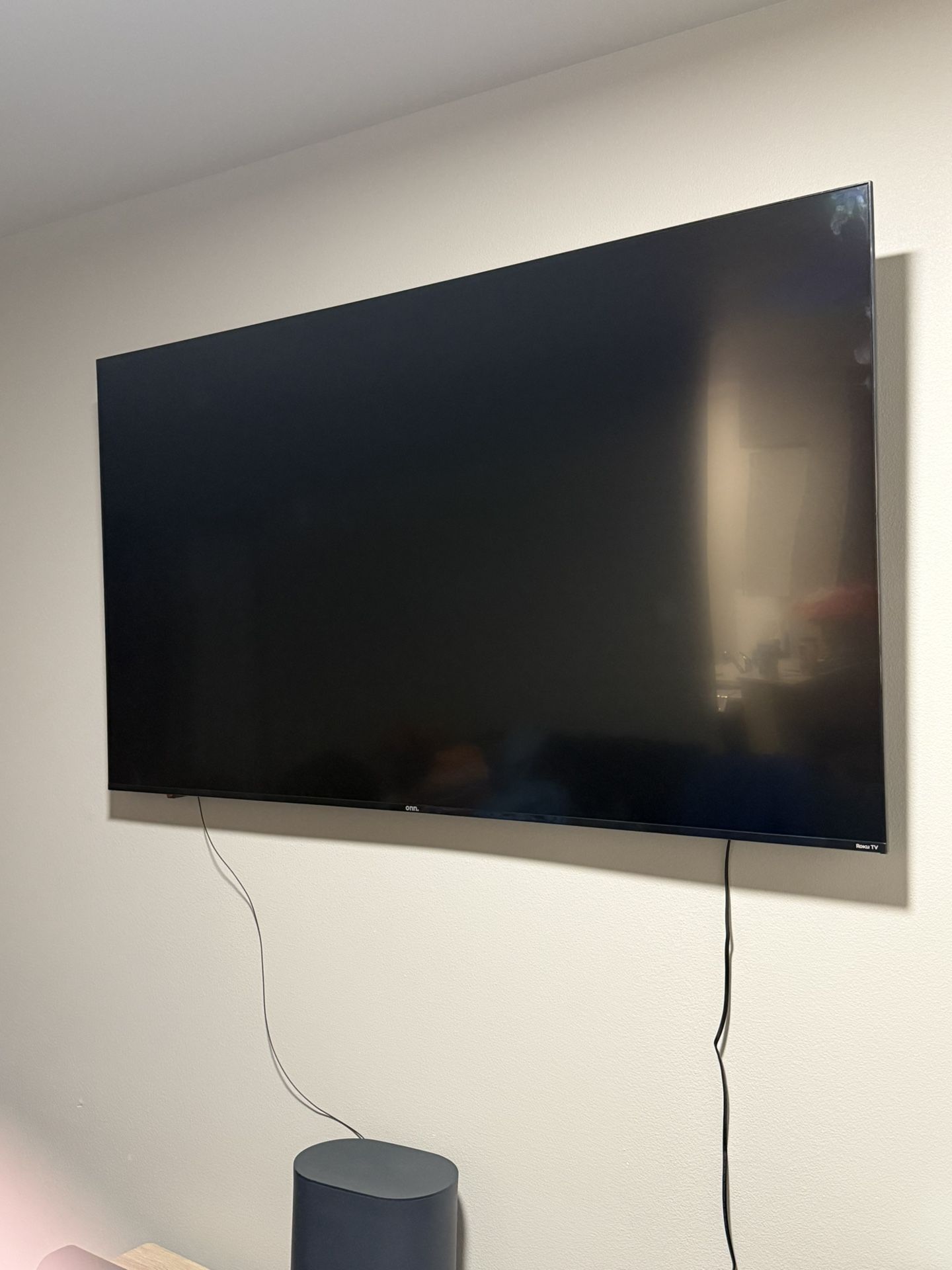 LED Roku Smart Television