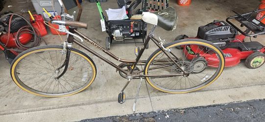 Vintage Schwinn Bike