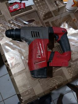 Milwaukee hammer drill